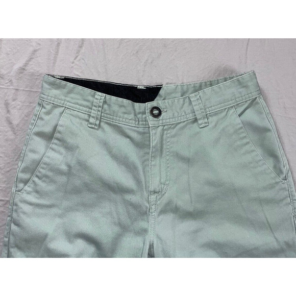 Volcom Flat Front Poly-Cotton Chino Skate Shorts. Seafoam Green, Size 28. GUC! - Picture 2 of 4